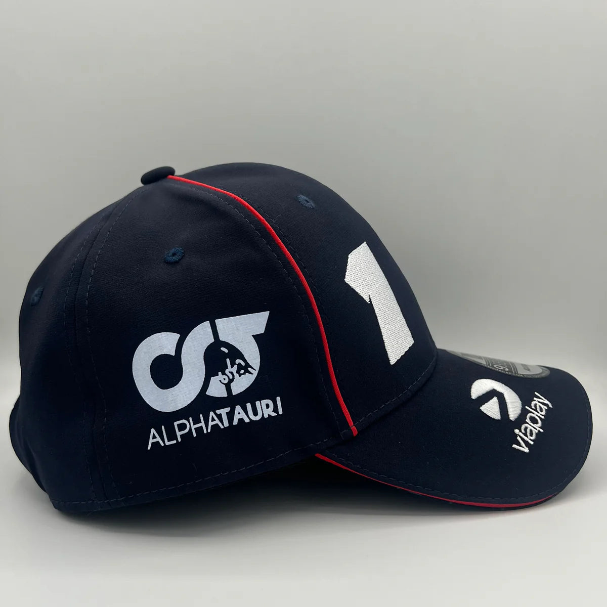 Max Verstappen RB Bundle – Free 2025 Cap