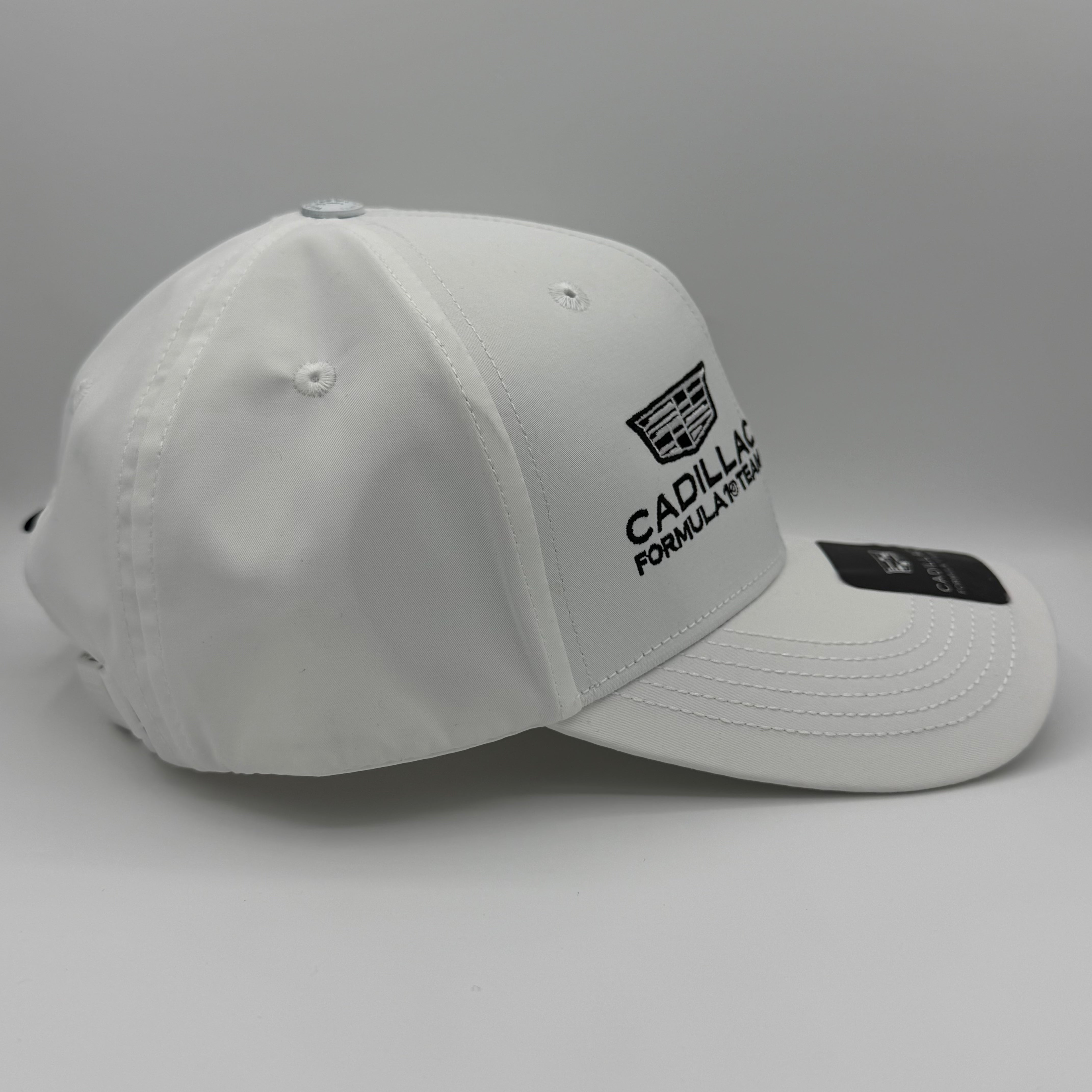 Cadillac TH 2026 White Cap