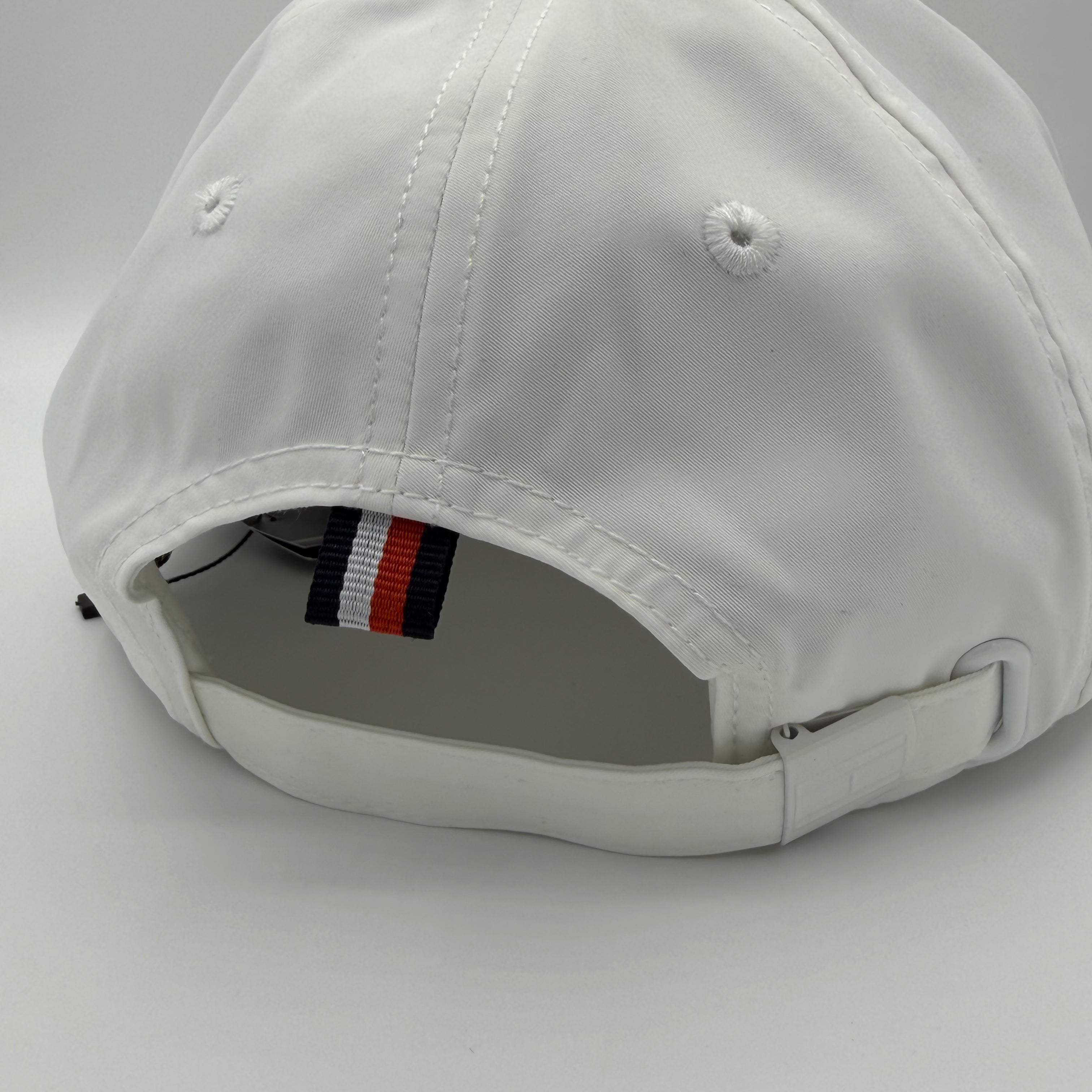 Cadillac TH 2026 White Cap