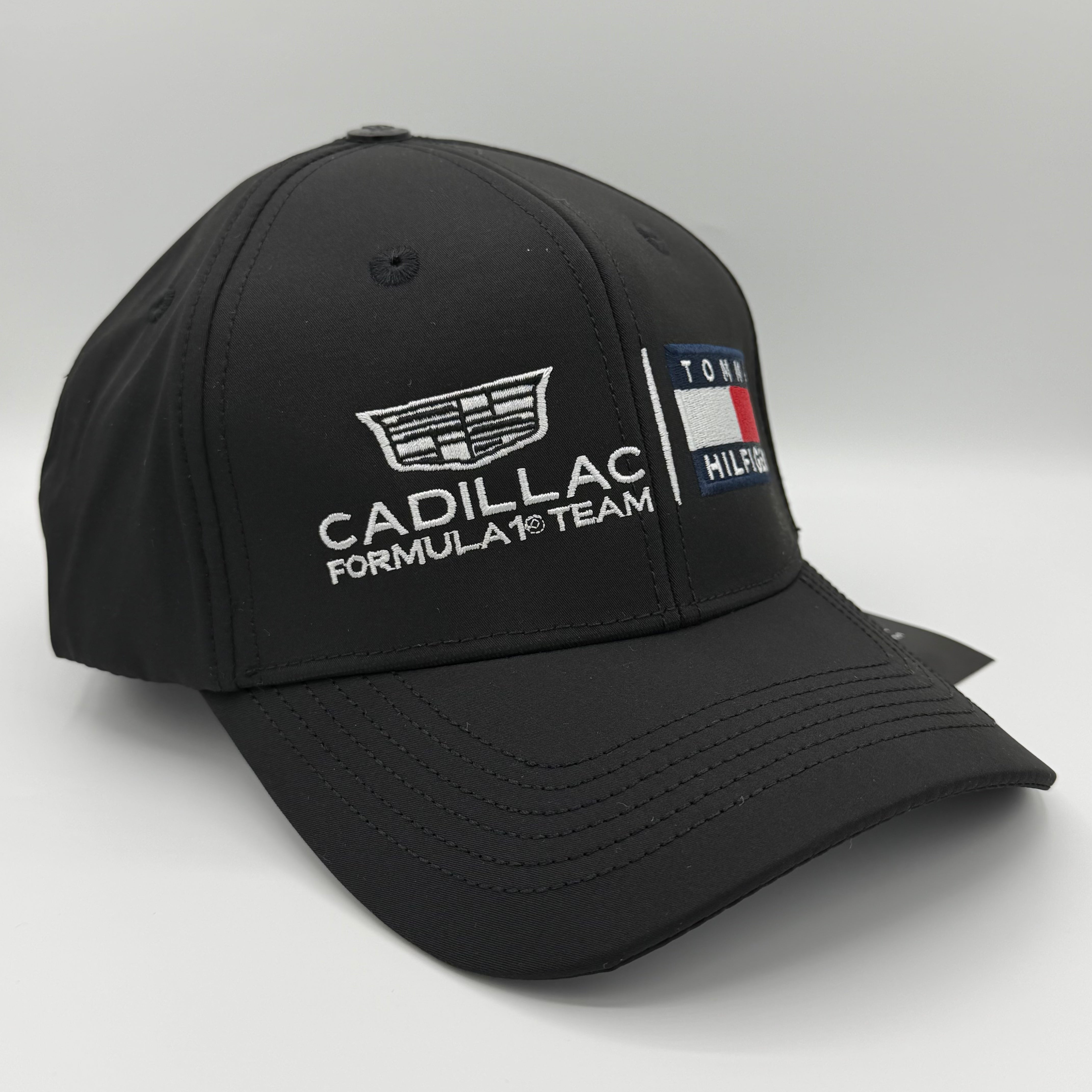Cadillac TH 2026 Black Cap