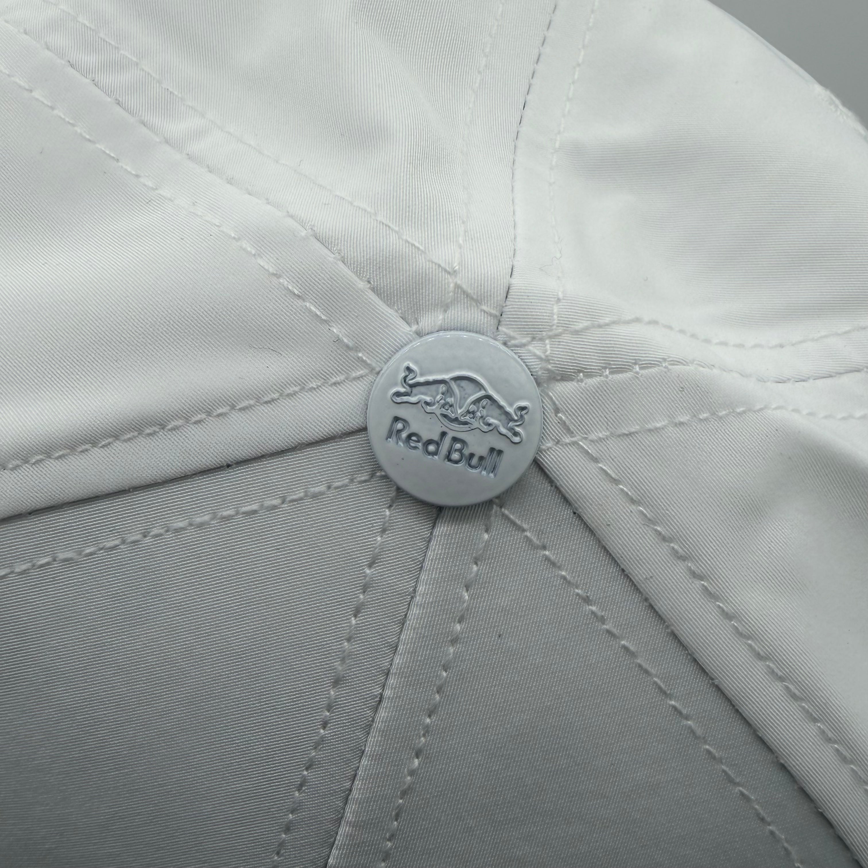RB 2026 White NE Cap
