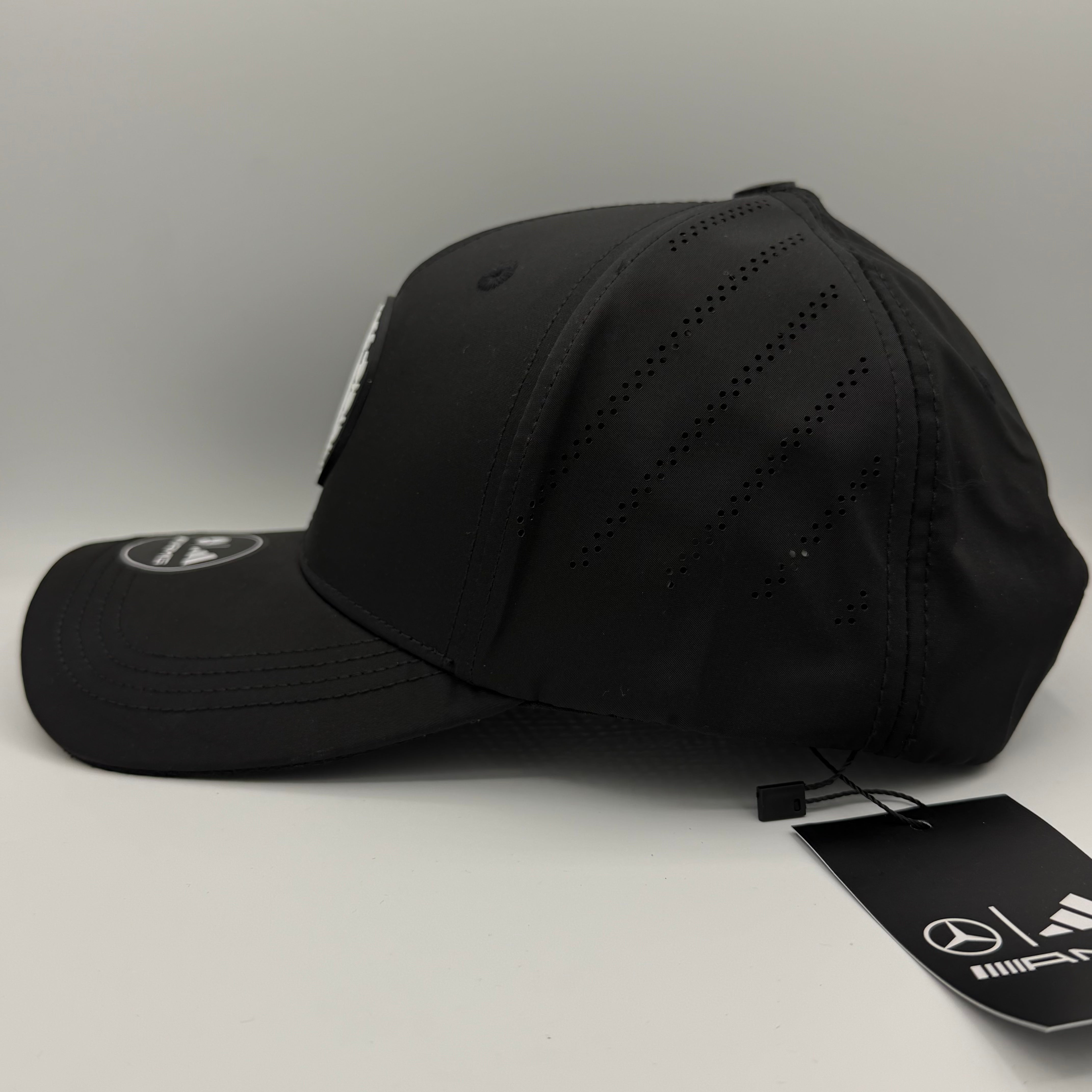 Benz 2026 Black Cap