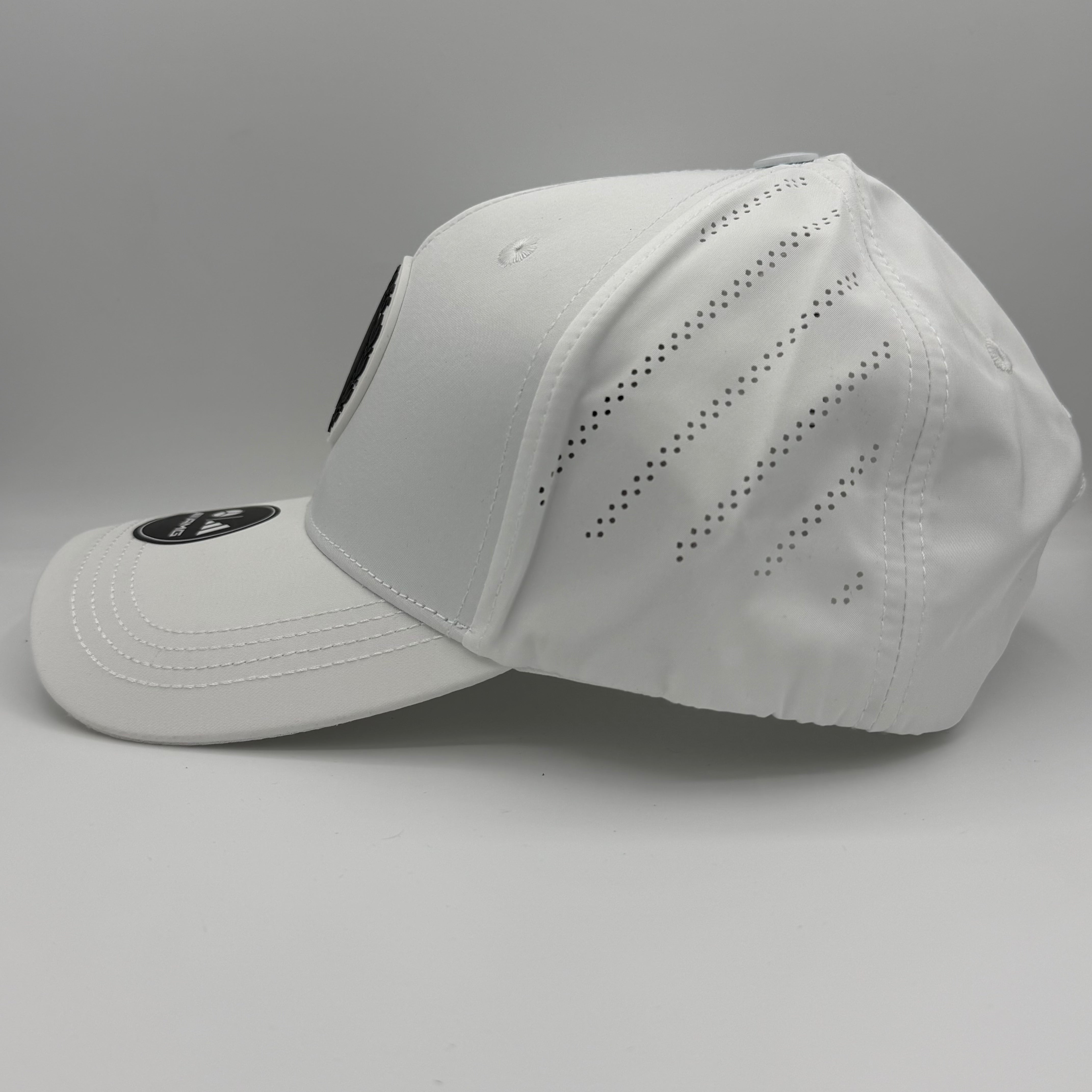 Benz 2026 White Cap