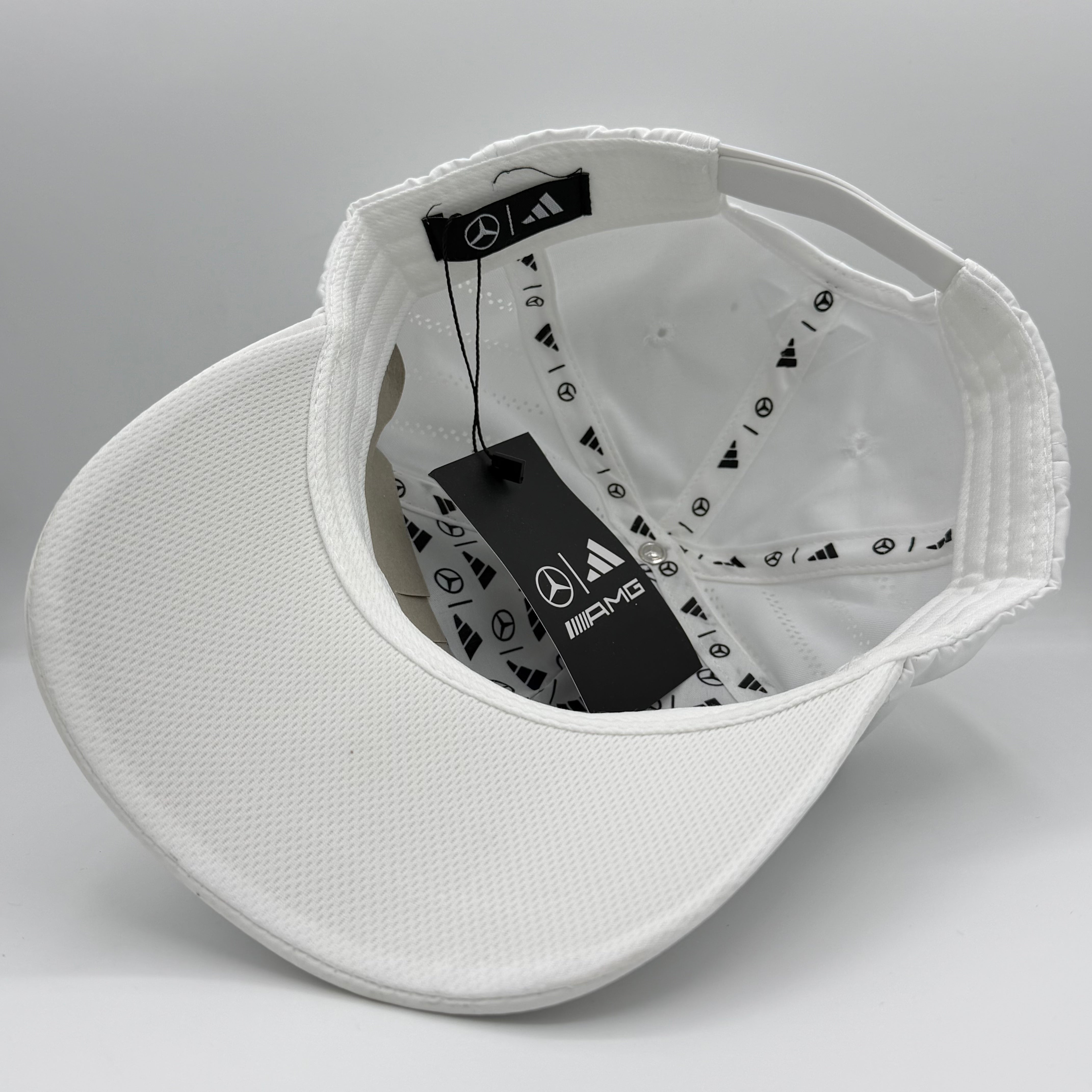Benz 2026 White Cap